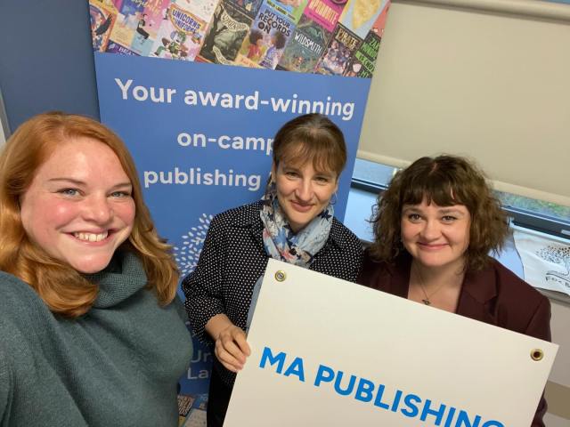 Lovely to welcome the new cohort of @unilancashire_arts MA Publishing students on campus today and introduce them to Fox and Ink books and the great titles we’re publishing over the next few months; along with some of the marketing and publicity campaigns we’re currently working on. 

Publisher @hazelholmesreads and Marketing & Publicity Exec @janetaspey joined course leader Alexa Gregson-Kenmuir today.